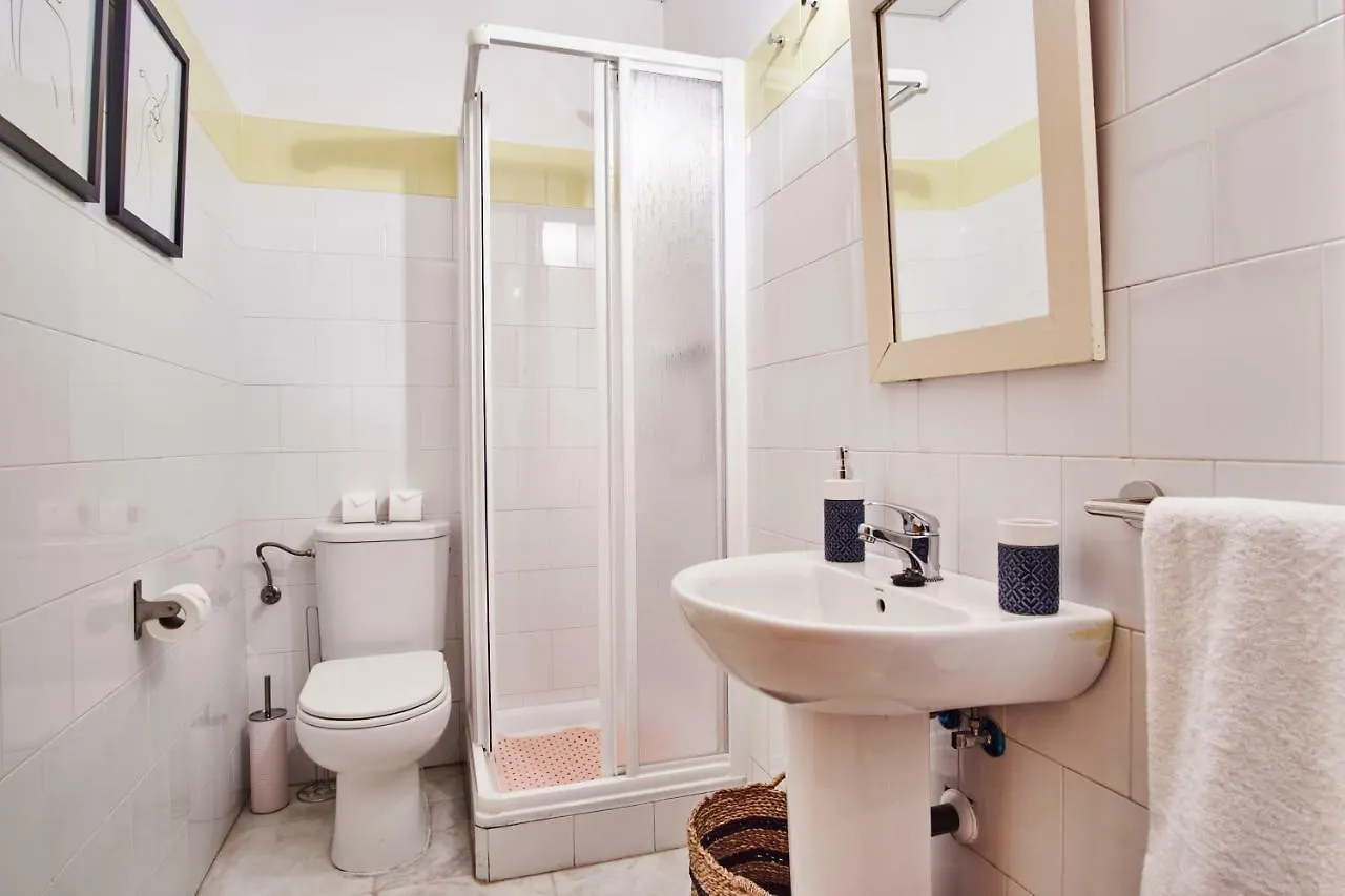 Arenal Carreteria Deluxe Suites By Valcambre Seville Apartment